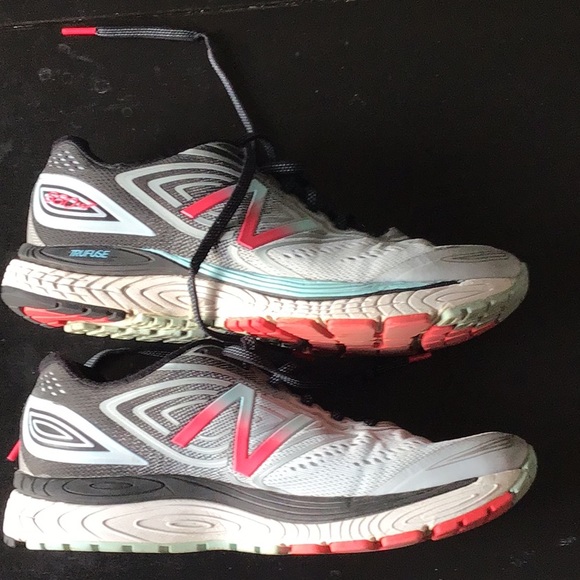 New balance women’s 880v7 used size8.5 - Picture 3 of 5